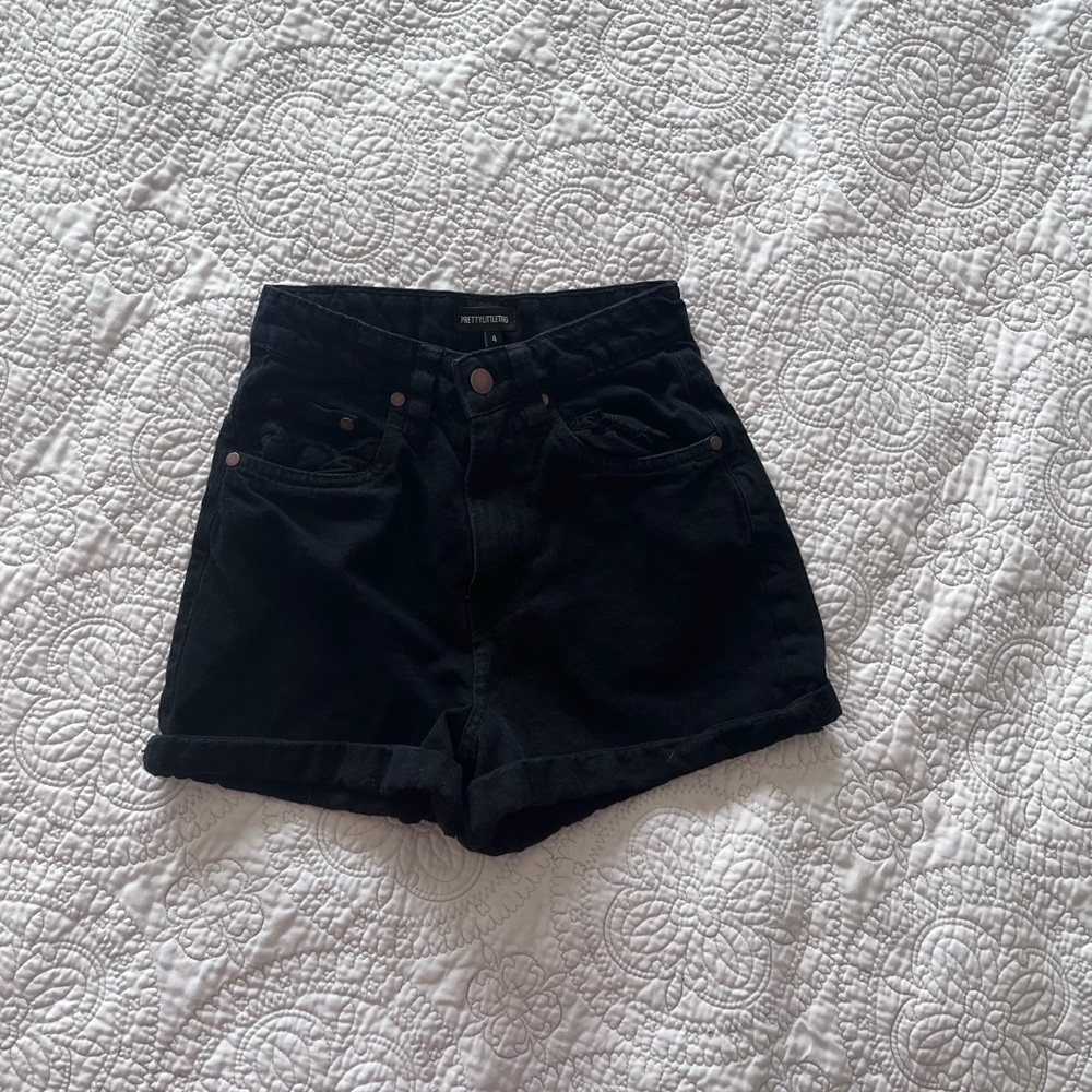 Pretty Little Thing Black Denim Shorts